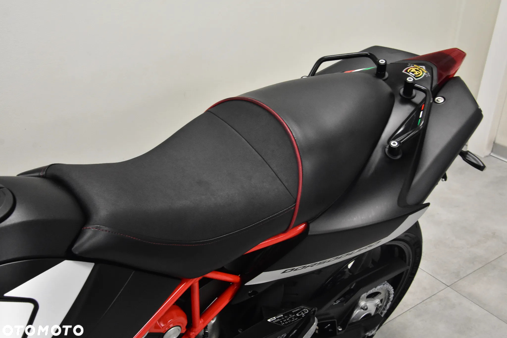 Aprilia Dorsoduro - 13