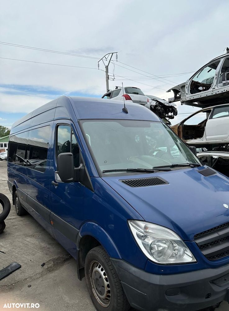 Dezmembram Mercedes Sprinter W906 318cdi 2008 3.0cdi - 2