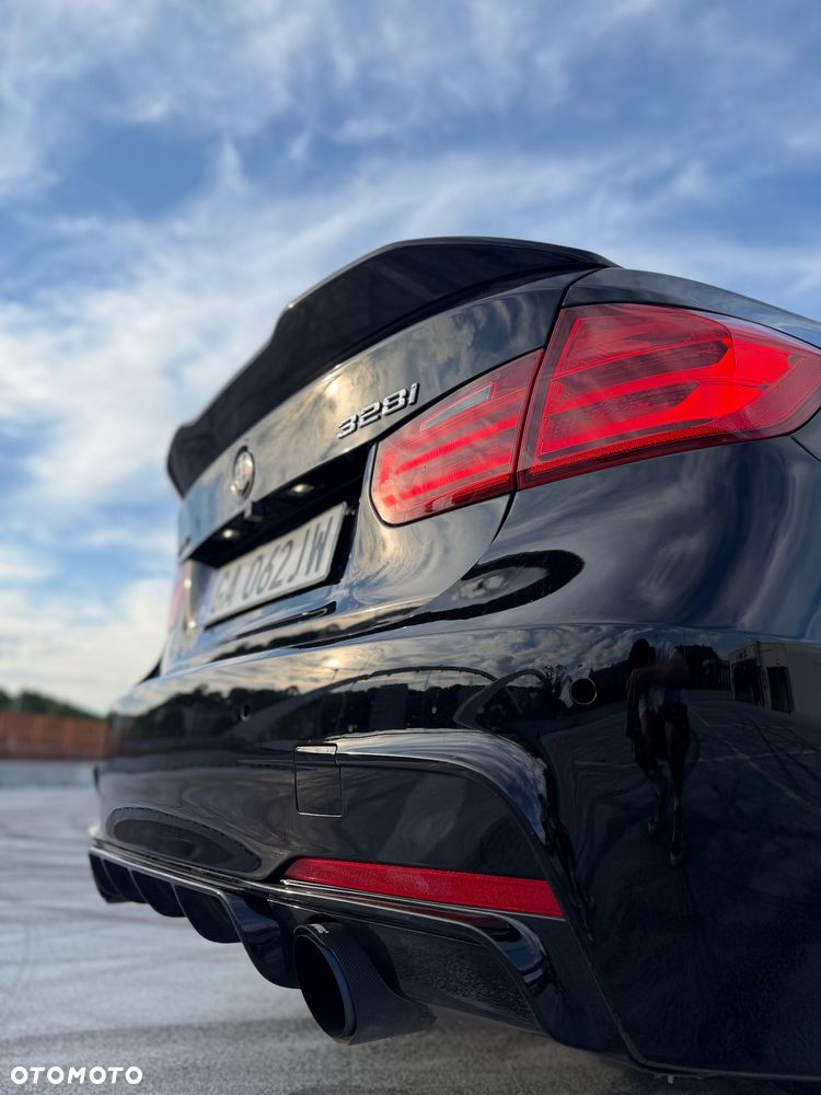 BMW Seria 3 - 24