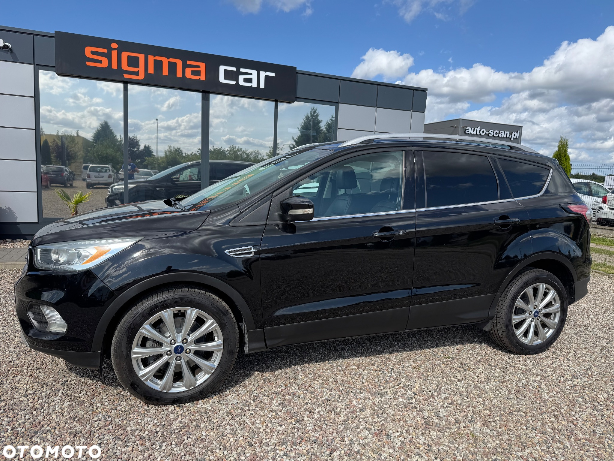 Ford Escape 2.0 EcoBoost AWD Titanium - 9