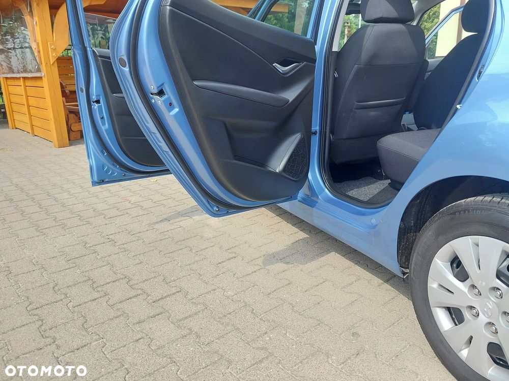 Hyundai ix20 1.6 Trend - 12