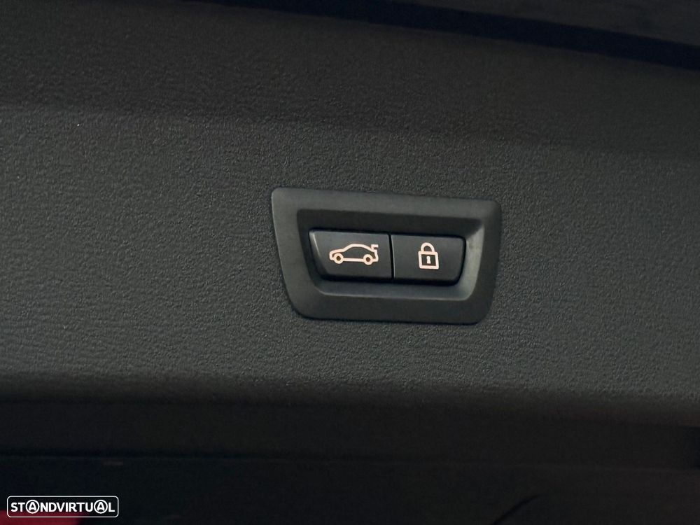 BMW X1 16 d sDrive Line Sport - 22