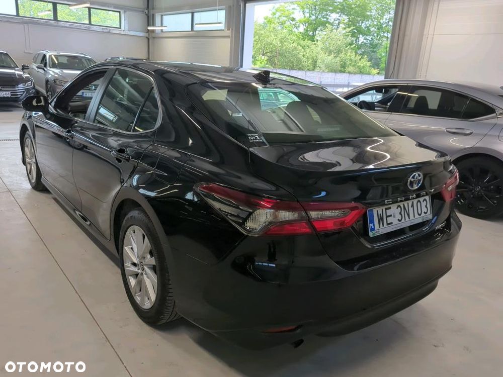 Toyota Camry 2.5 Hybrid Comfort CVT - 4