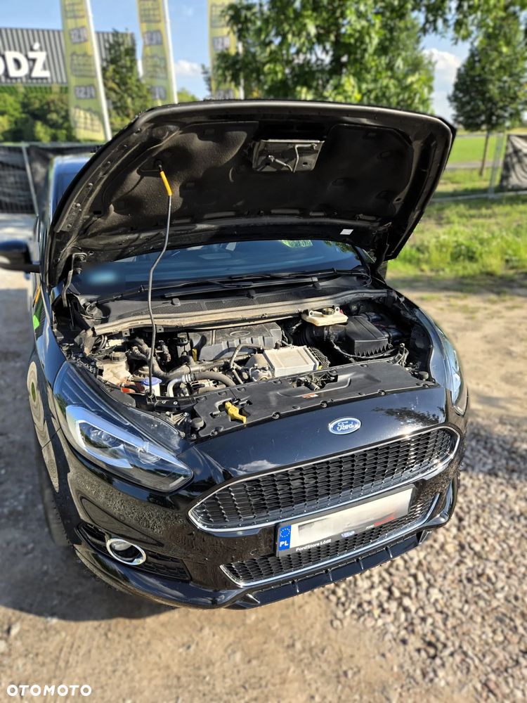 Ford S-Max - 32