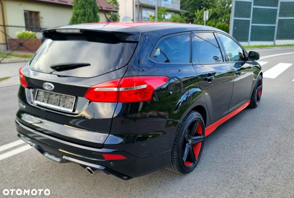 Ford Focus 2.0 TDCi DPF Start-Stopp-System Titanium - 5