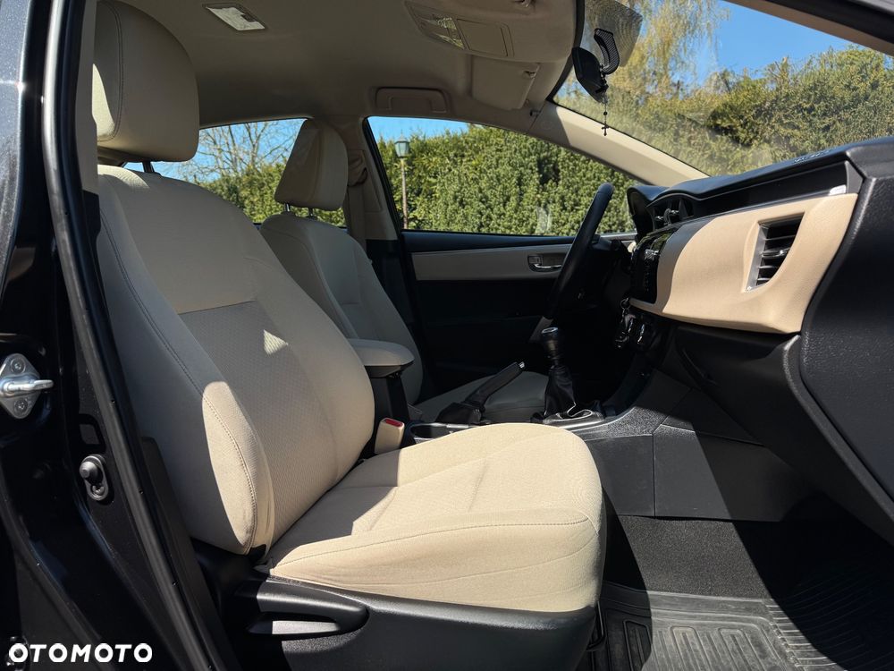 Toyota Corolla 1.6 Active EU6 - 31