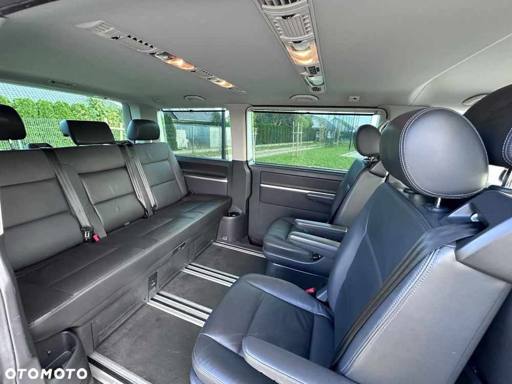 Volkswagen Multivan - 15