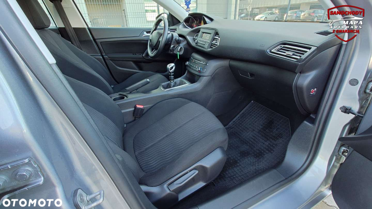 Peugeot 308 - 23