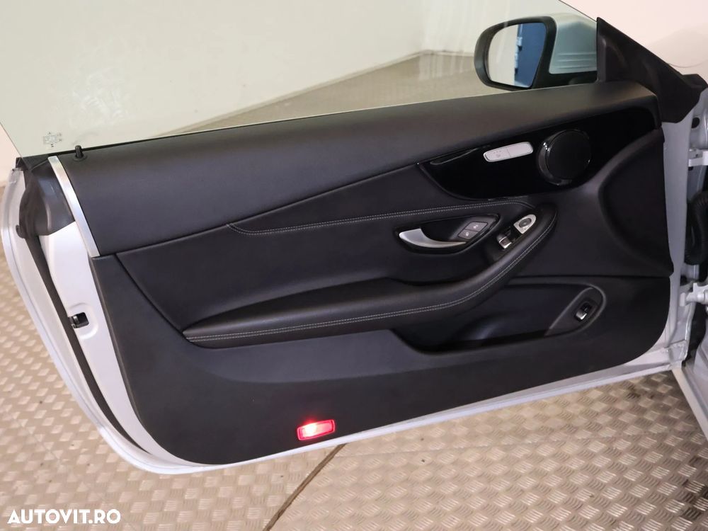 Mercedes-Benz C 180 Coupe 9G-TRONIC - 22
