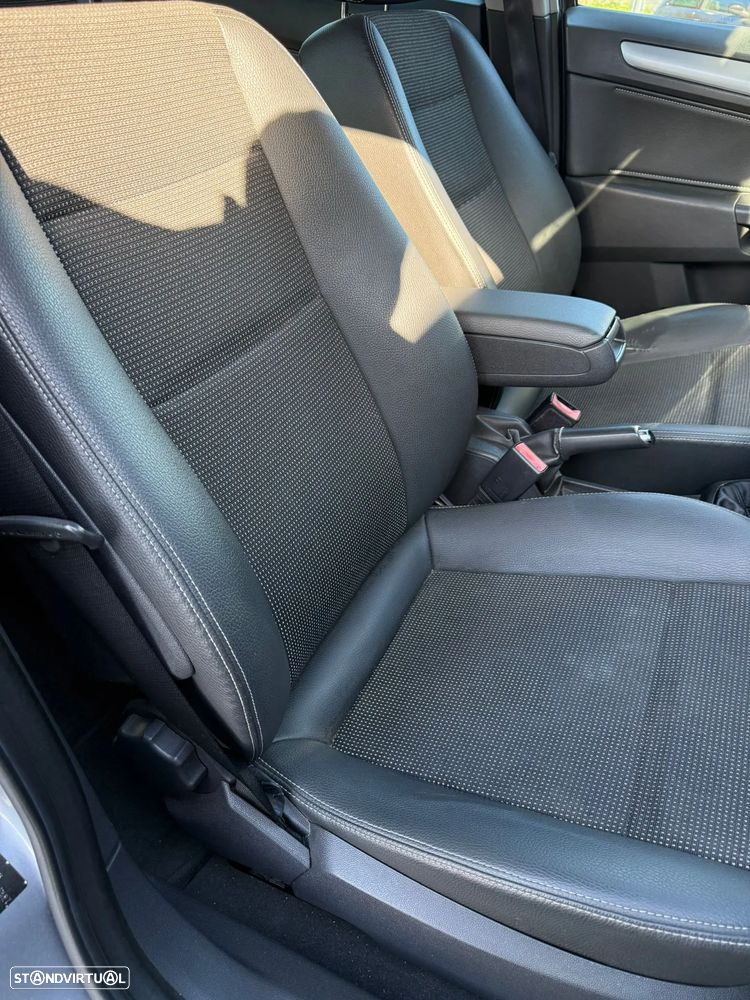 Opel Astra Caravan 1.3 CDTi Enjoy - 11