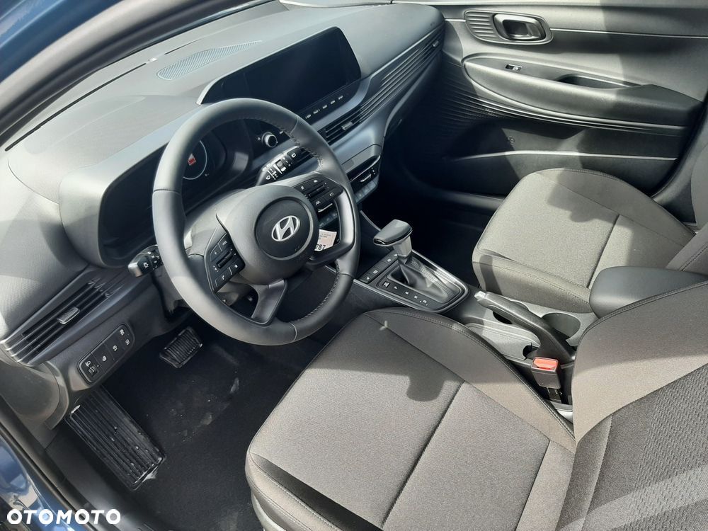 Hyundai i20 1.0 T-GDi Modern Black DCT - 12