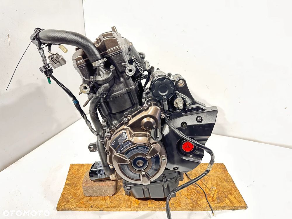 Silnik Yamaha MT 07  MT07 700 13-17R  M409E 14Dni GW - 11