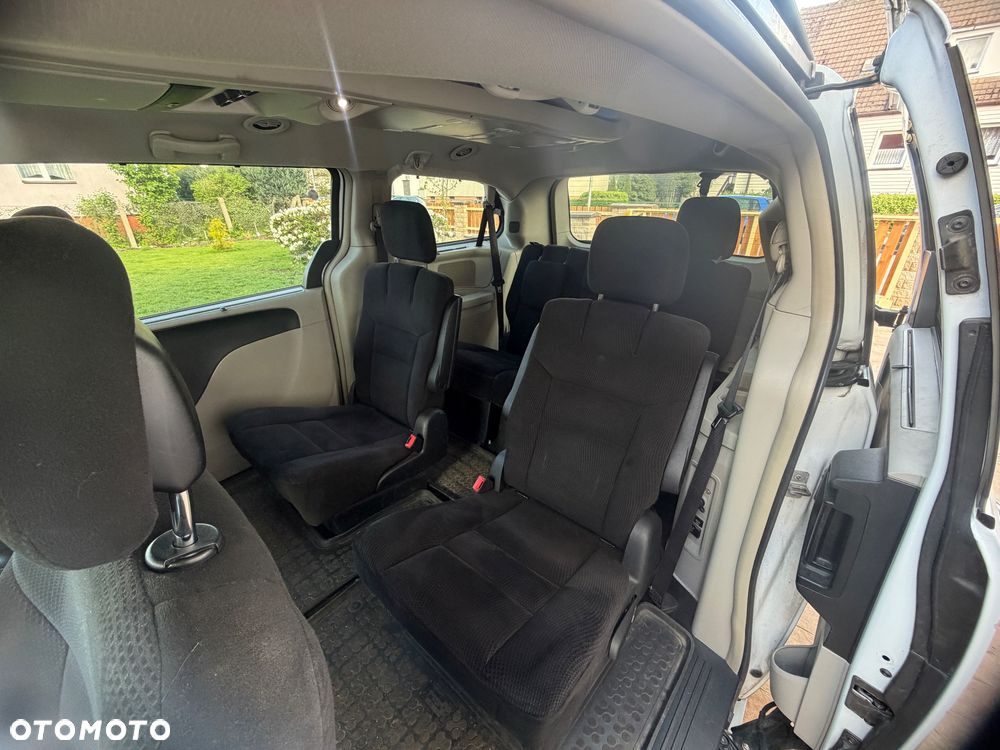 Chrysler Town & Country 3.6 Touring - 8