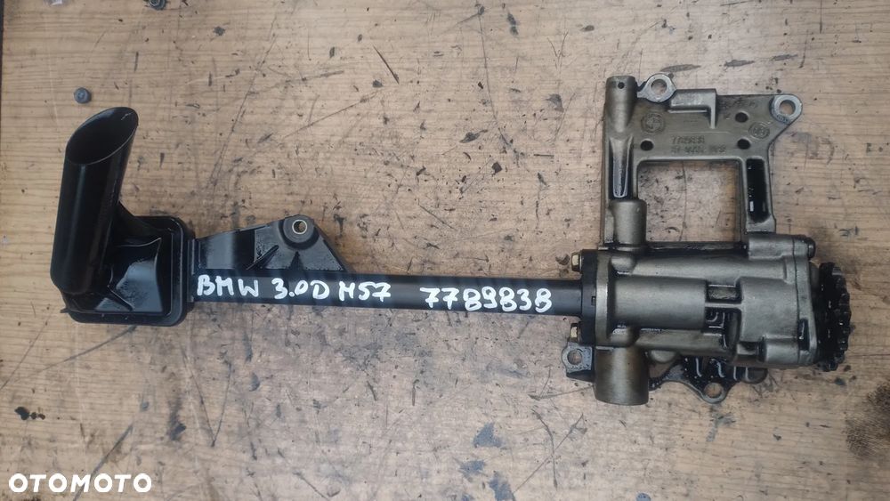 BMW e60 e90 e91 X5 X3 3,0D M57 pompa oleju smok 7789838 - 1