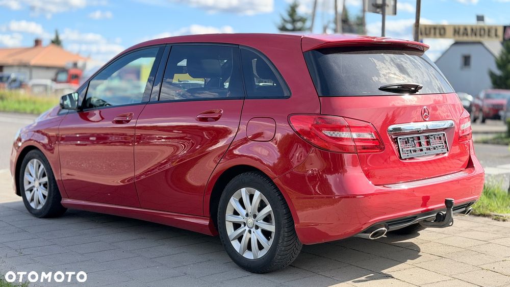 Mercedes-Benz Klasa B 180 BlueEFFICIENCY Edition - 6