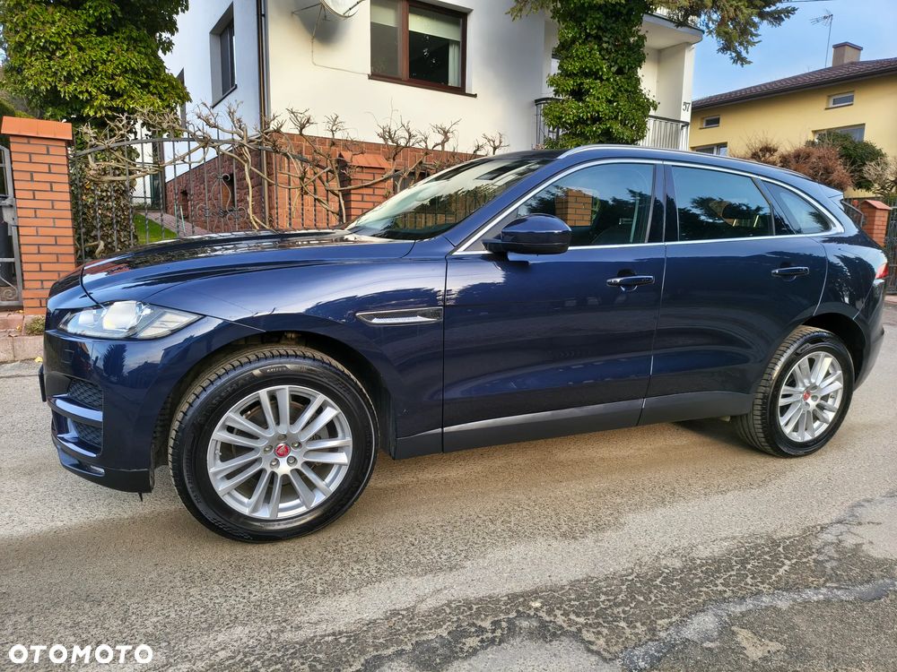 Jaguar F-Pace ver-20d-awd-prestige - 2