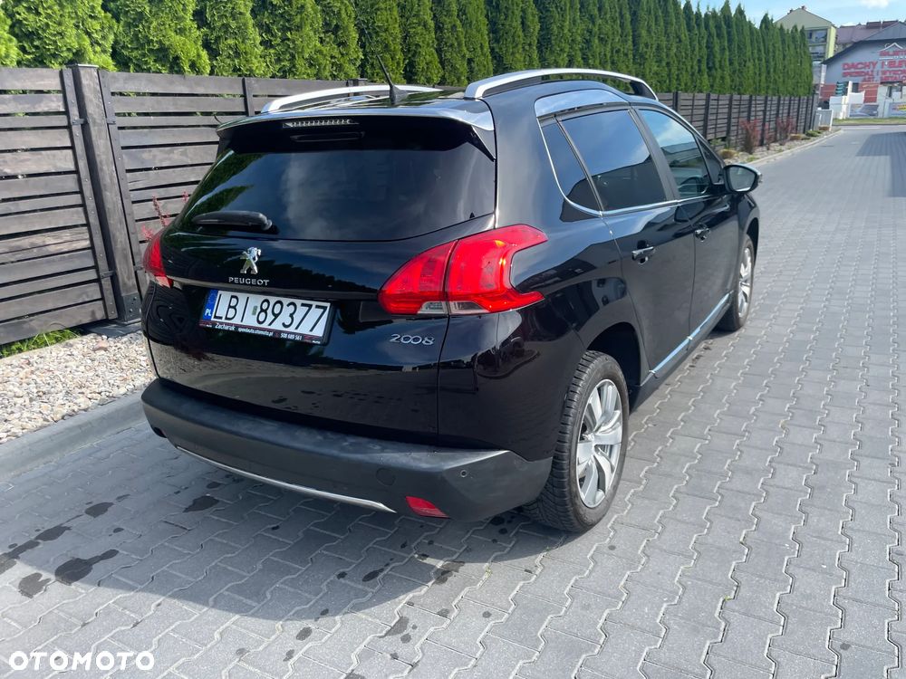 Peugeot 2008 1.2 Pure Tech Style EU6 - 4