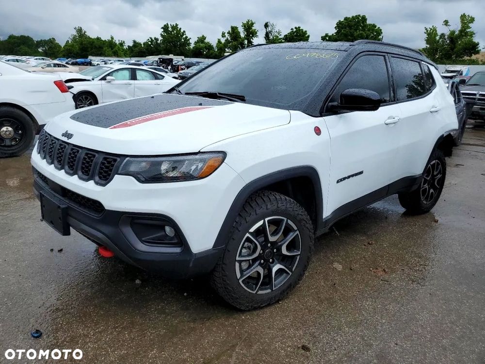 Jeep Compass - 1