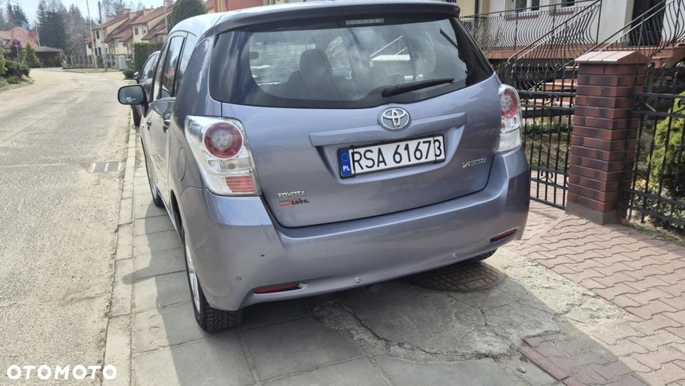 Toyota Verso 1.8 Multidrive Edition - 4