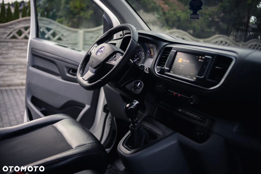 Opel VIVARO - 9