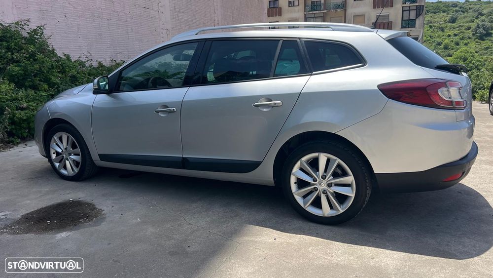Renault Mégane Sport Tourer 1.5 dCi Dynamique S CO2 Champion - 9