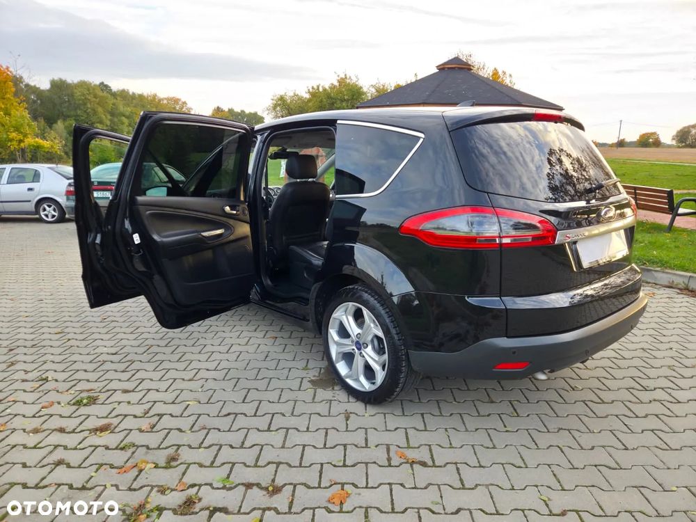 Ford S-Max 2.0 TDCi DPF Ambiente - 25