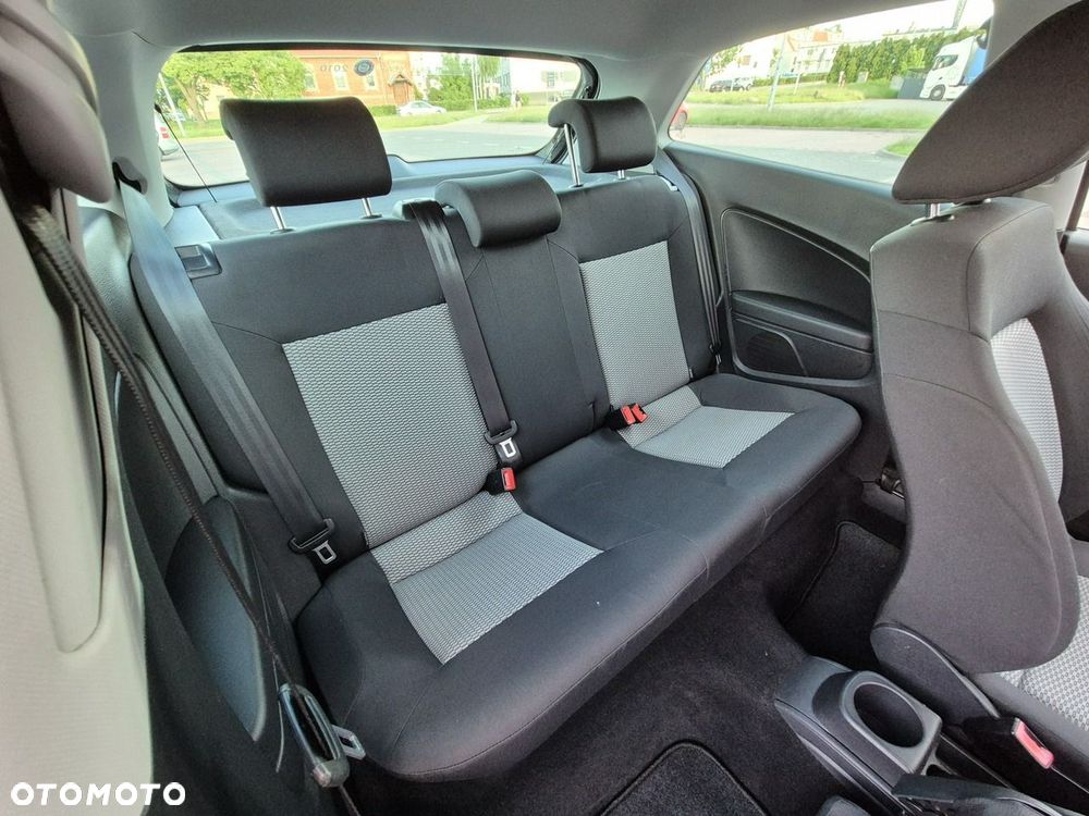 Volkswagen Polo - 14