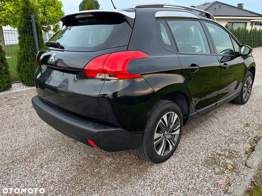 Peugeot 2008 PureTech 82 Active - 12