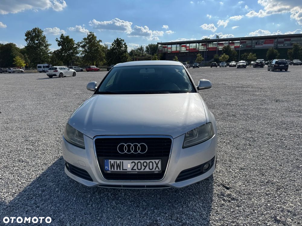 Audi A3 3-drzwiowe 1.6 TDI DPF Ambiente - 3