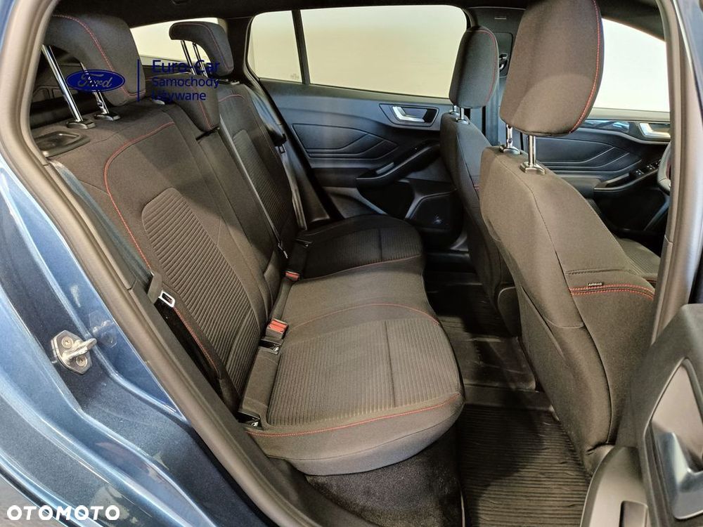 Ford Focus 1.0 EcoBoost mHEV ST-Line X - 31
