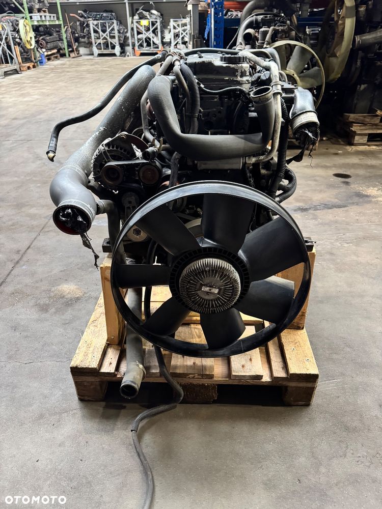 Kompletny silnik Iveco Eurocargo Tector F4AE3681B 220KM - 4