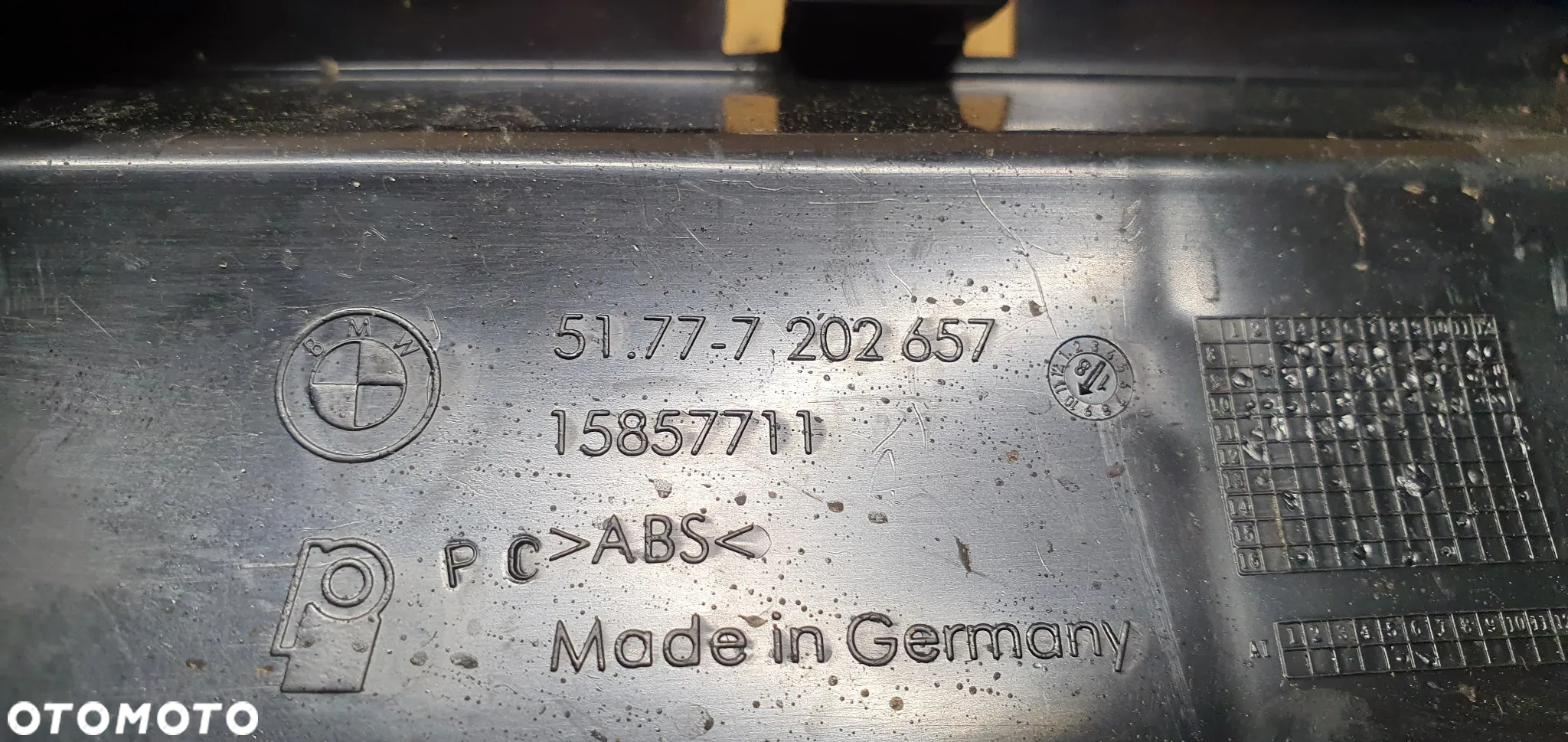 Ślizg mocowanie listwy progowej lewy BMW E90 E91 7202657 - 4