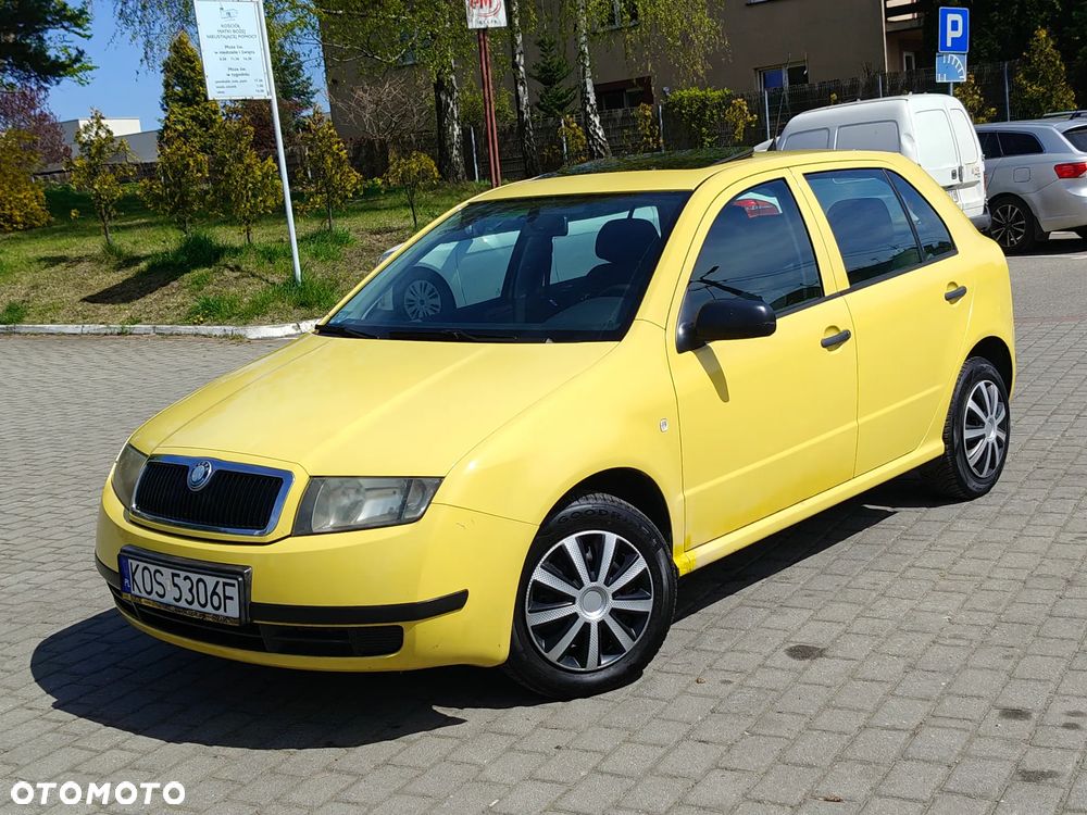 Skoda Fabia 1.2 HTP Sport - 4
