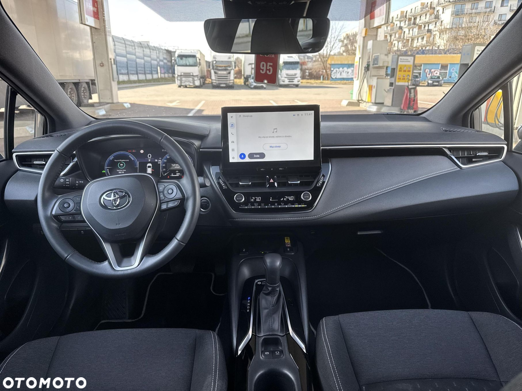 Toyota Corolla - 11