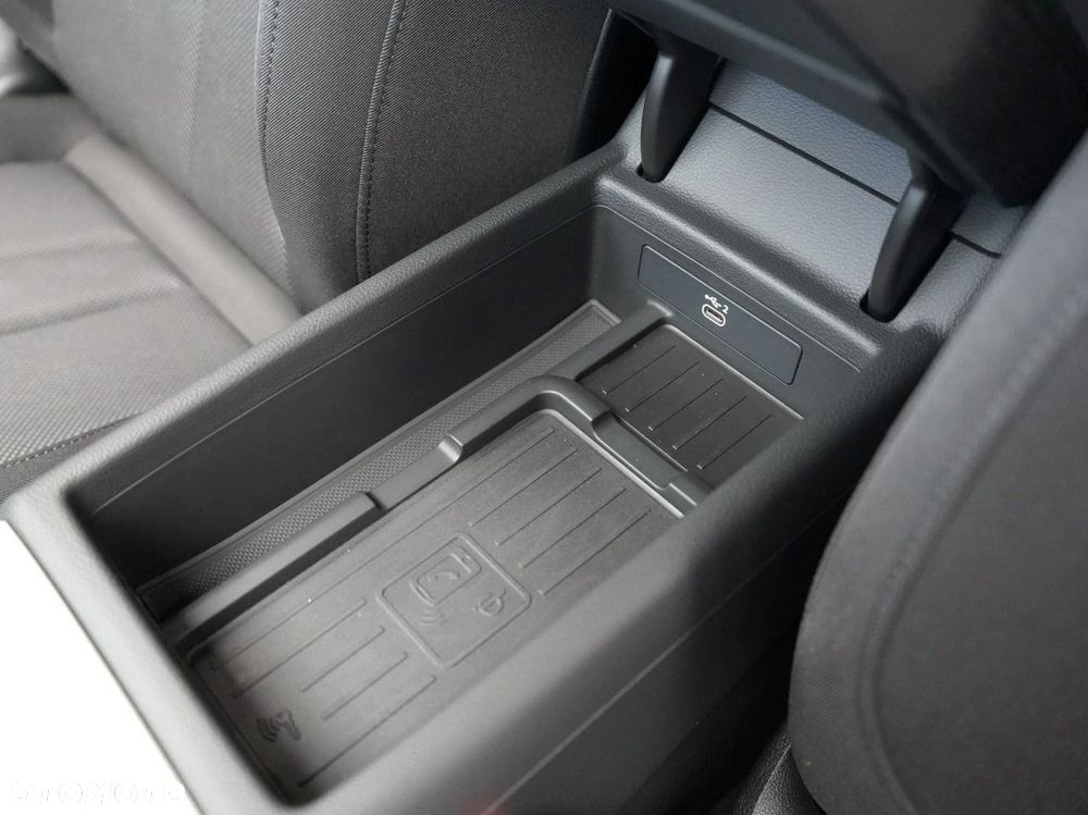 Audi A4 Avant - 16