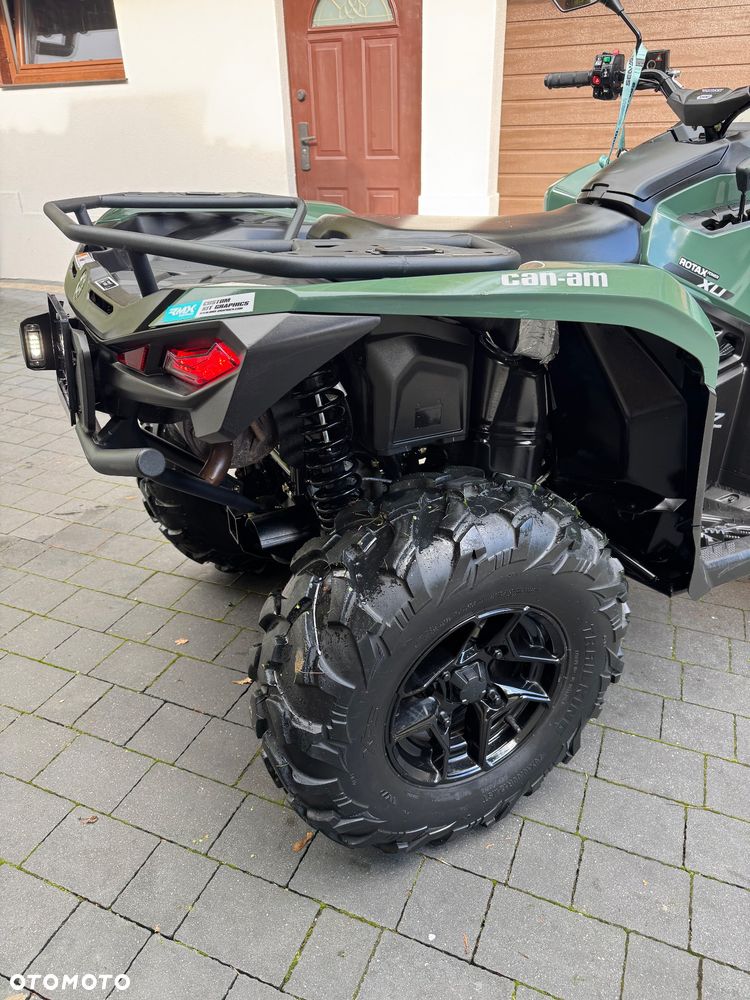 Can-Am Outlander - 25