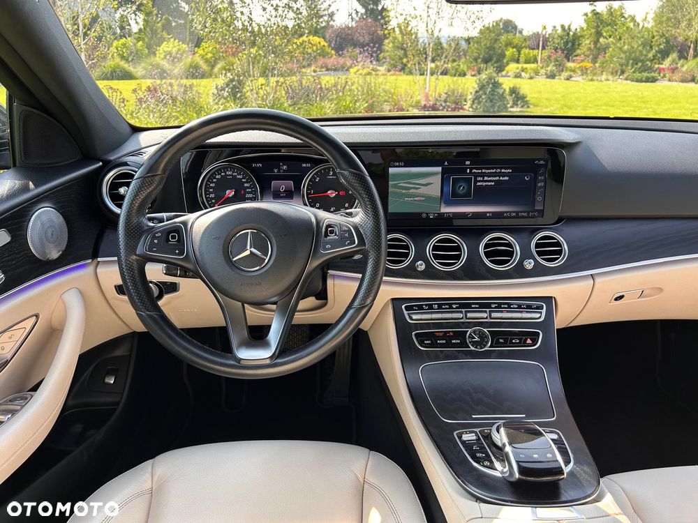 Mercedes-Benz Klasa E 220 d 4-Matic 9G-TRONIC - 8
