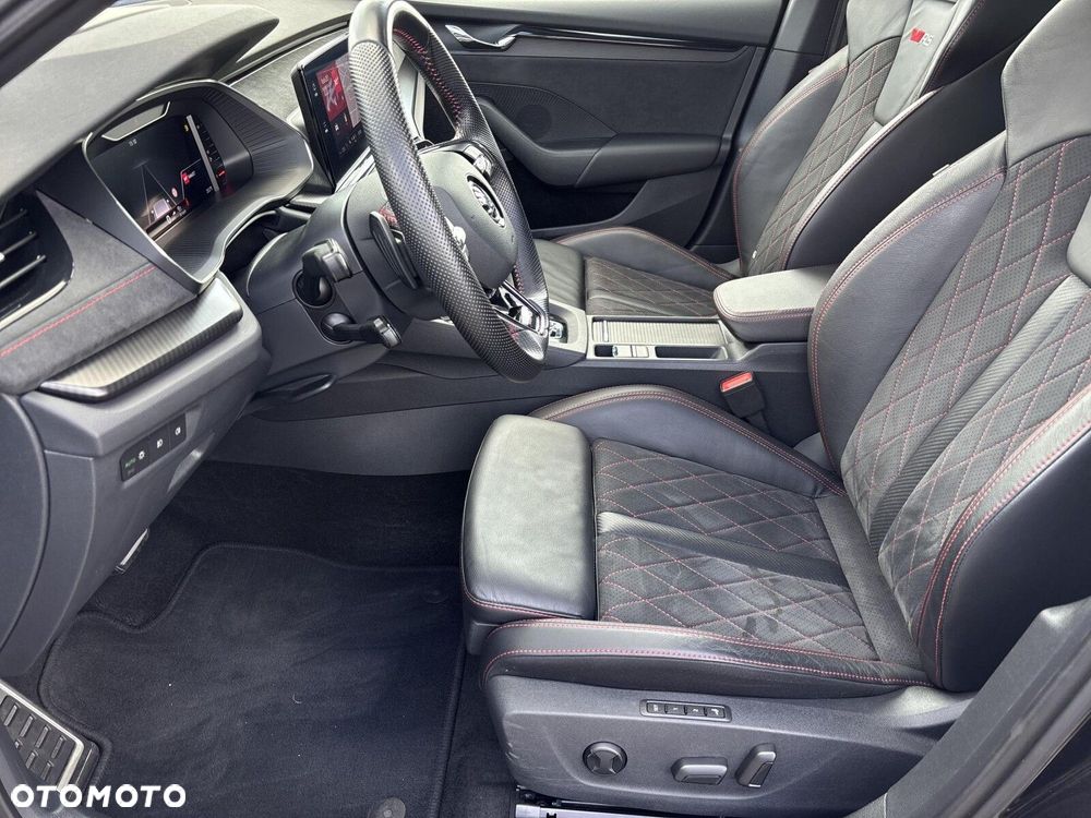Skoda Octavia 2.0 TSI RS DSG - 9