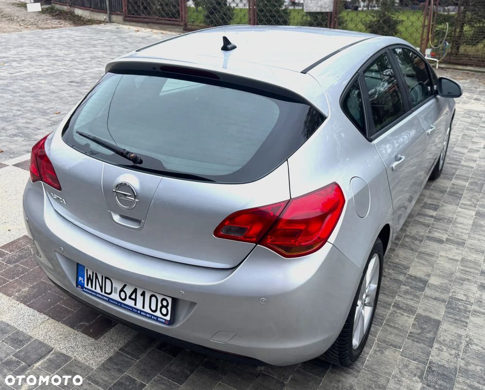 Opel Astra 1.6 - 4
