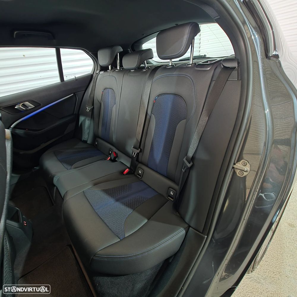 BMW 116 d Pack Desportivo M - 18