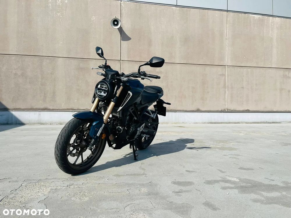 Honda CB - 2