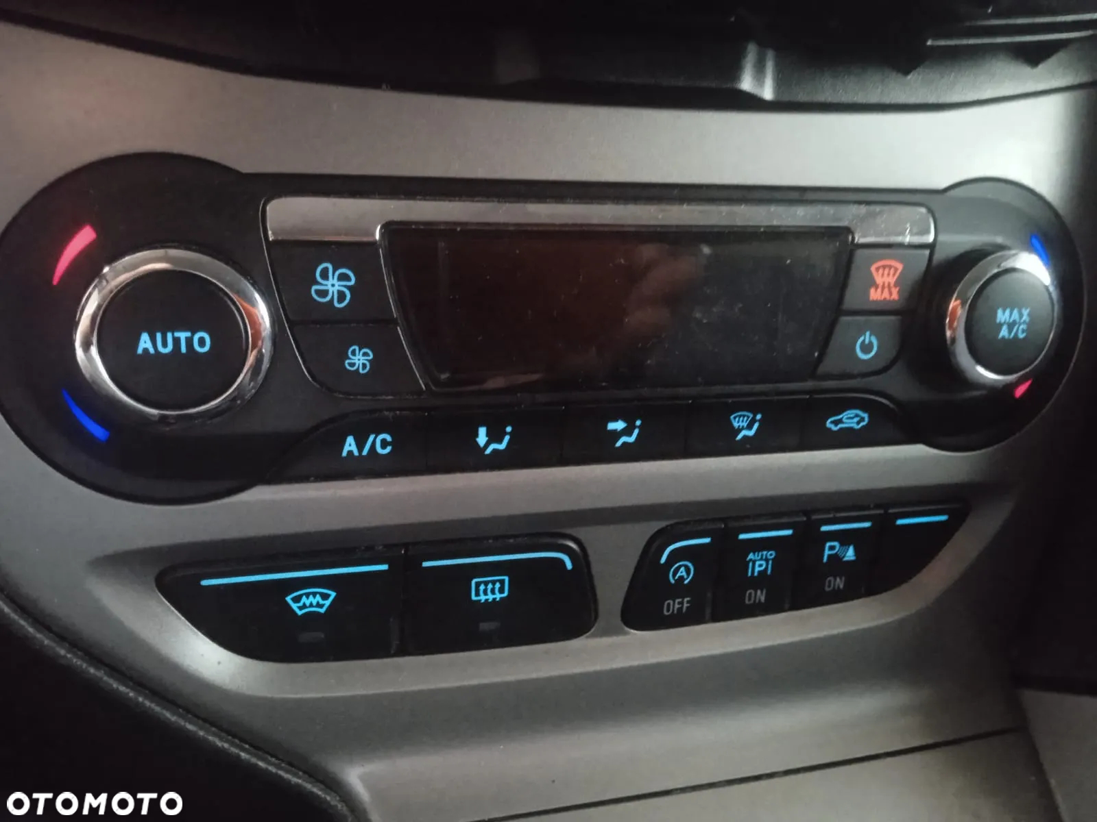 Ford Focus - 11