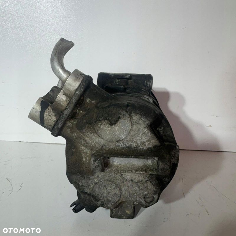 SPRĘŻARKA KLIMATYZACJI OPEL CORSA E 1.3 A13 DTH 55703721 DARMOWA DOSTAWA - 2