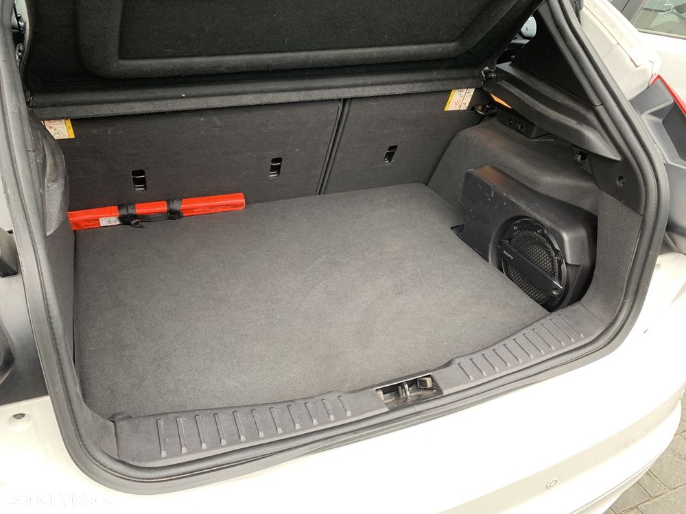 Ford Focus 2.0 EcoBoost ST - 12