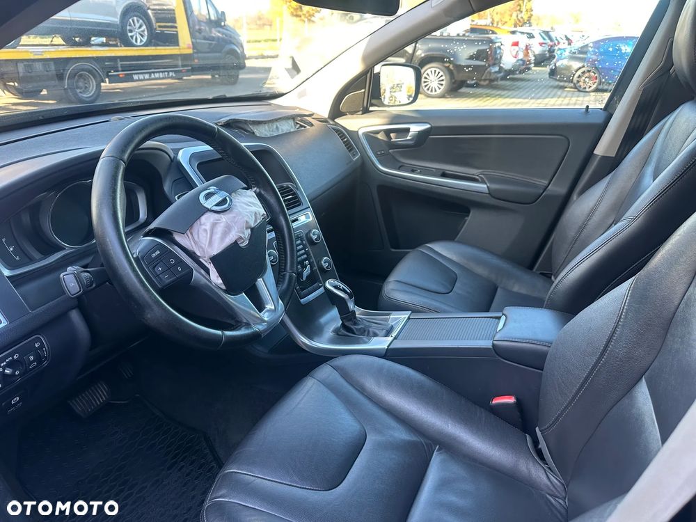 Volvo XC 60 - 10