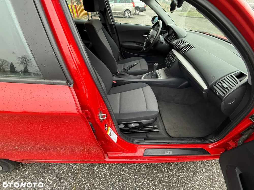 BMW Seria 1 116i - 20