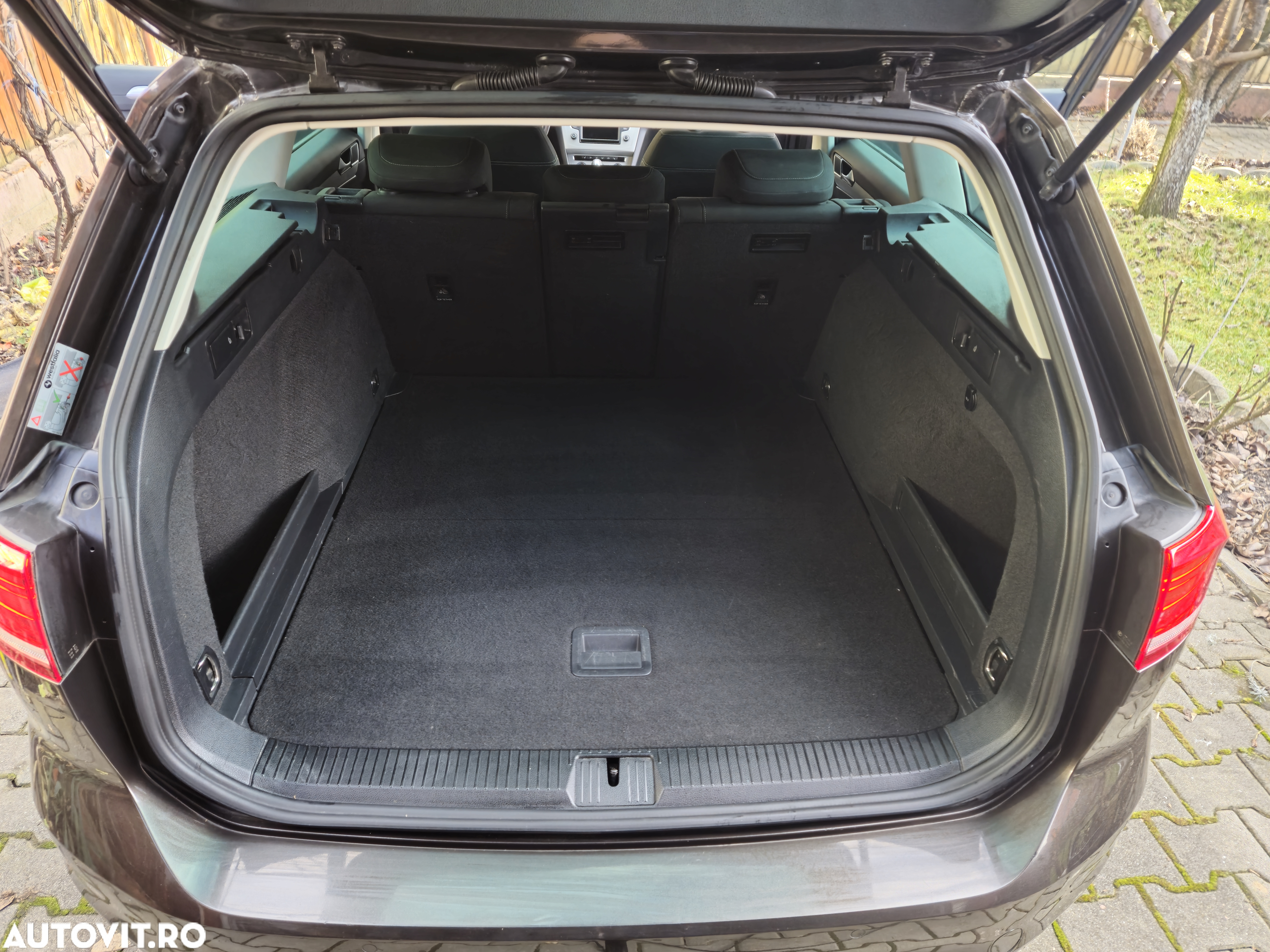 Volkswagen Passat Variant 2.0 TDI DSG Comfortline - 12