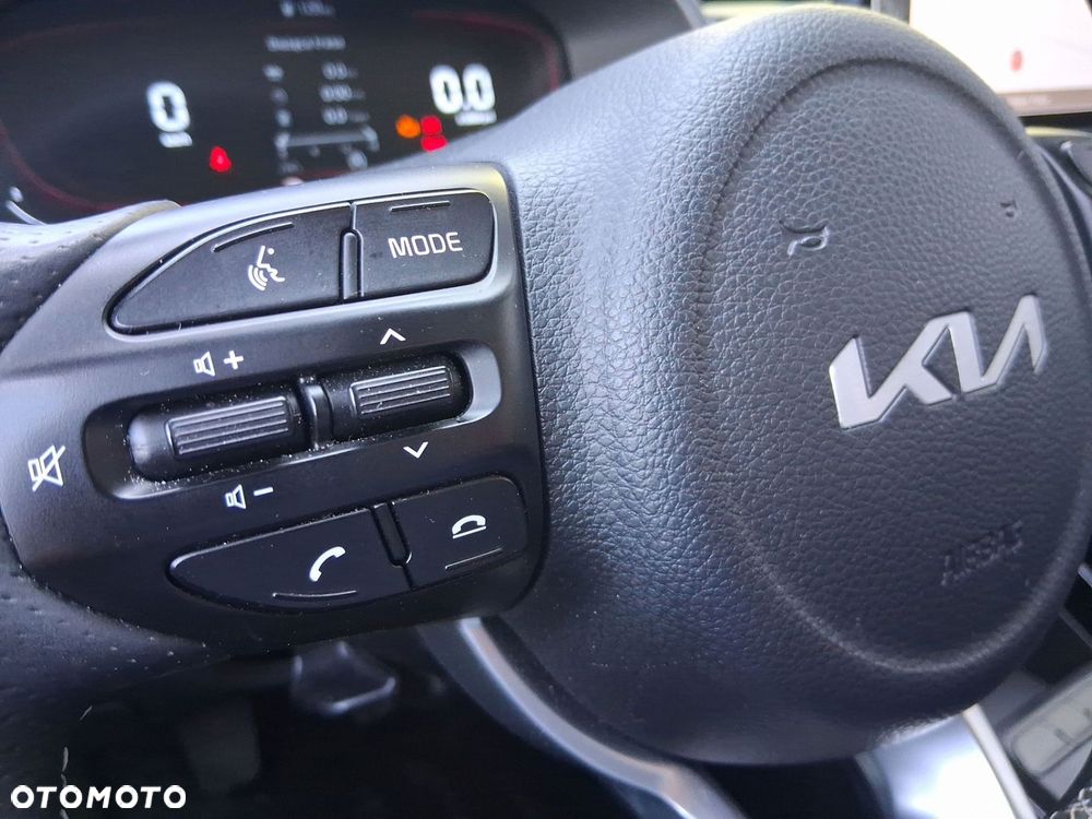 Kia Stonic 1.2 L - 23