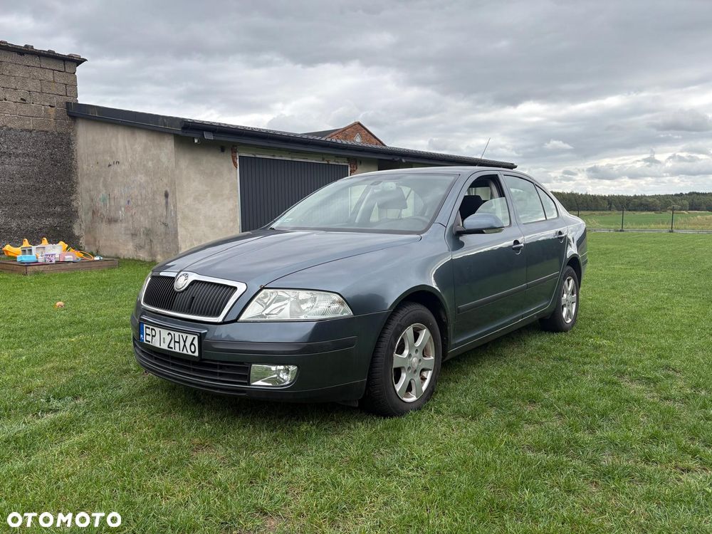Skoda Octavia 1.6 Ambiente - 1