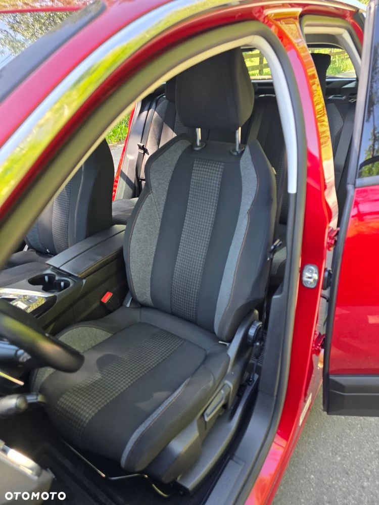 Peugeot 3008 PureTech 130 Stop & Start GPF Allure - 20